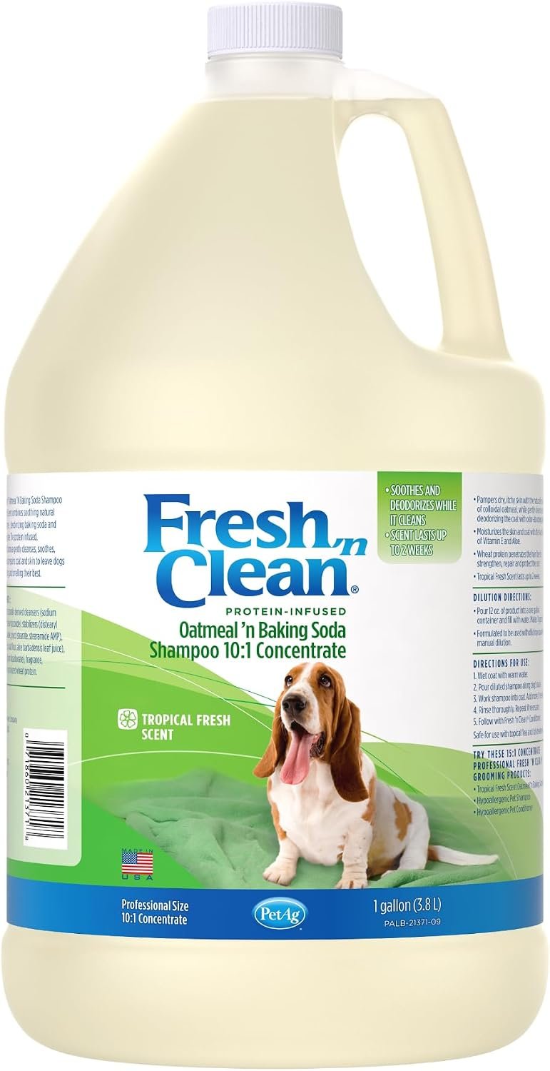 Pet-Ag Fresh ’n Clean Oatmeal ’n Baking Soda Shampoo – Tropical Fresh Scent (10:1 Concentrate) – 1 Gallon – Nurtures Dry, Itchy Skin with Vitamin E & Aloe – Strengthens & Repairs – Soap Free