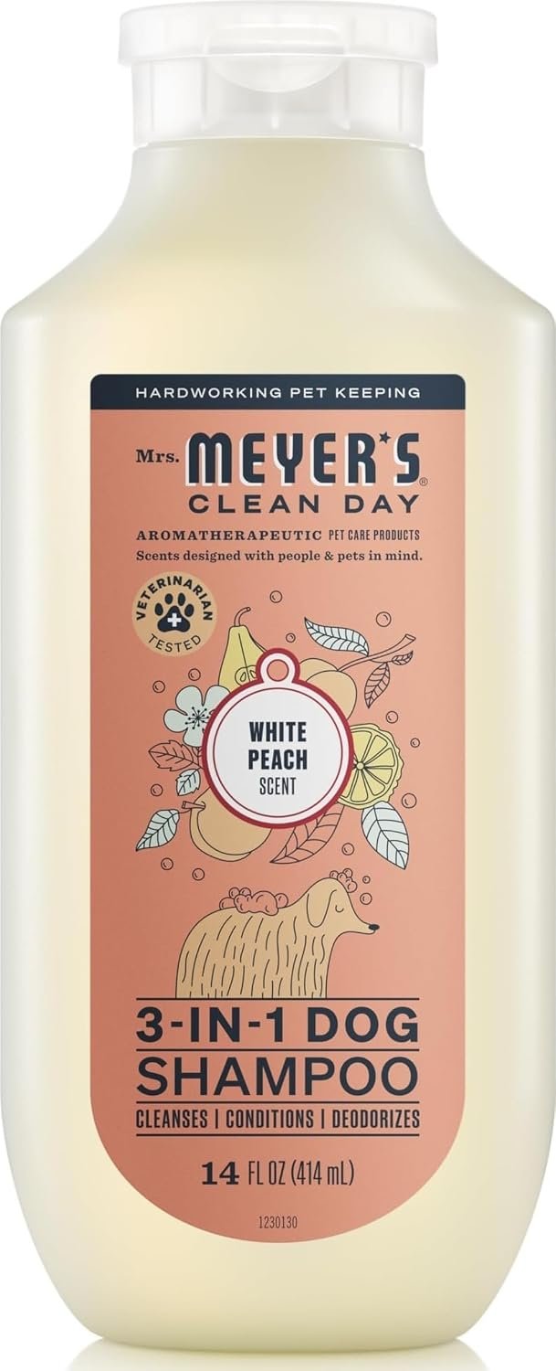 MRS. MEYER’S Clean Day 3 in 1 Dog Shampoo, White Peach Scent, 14oz