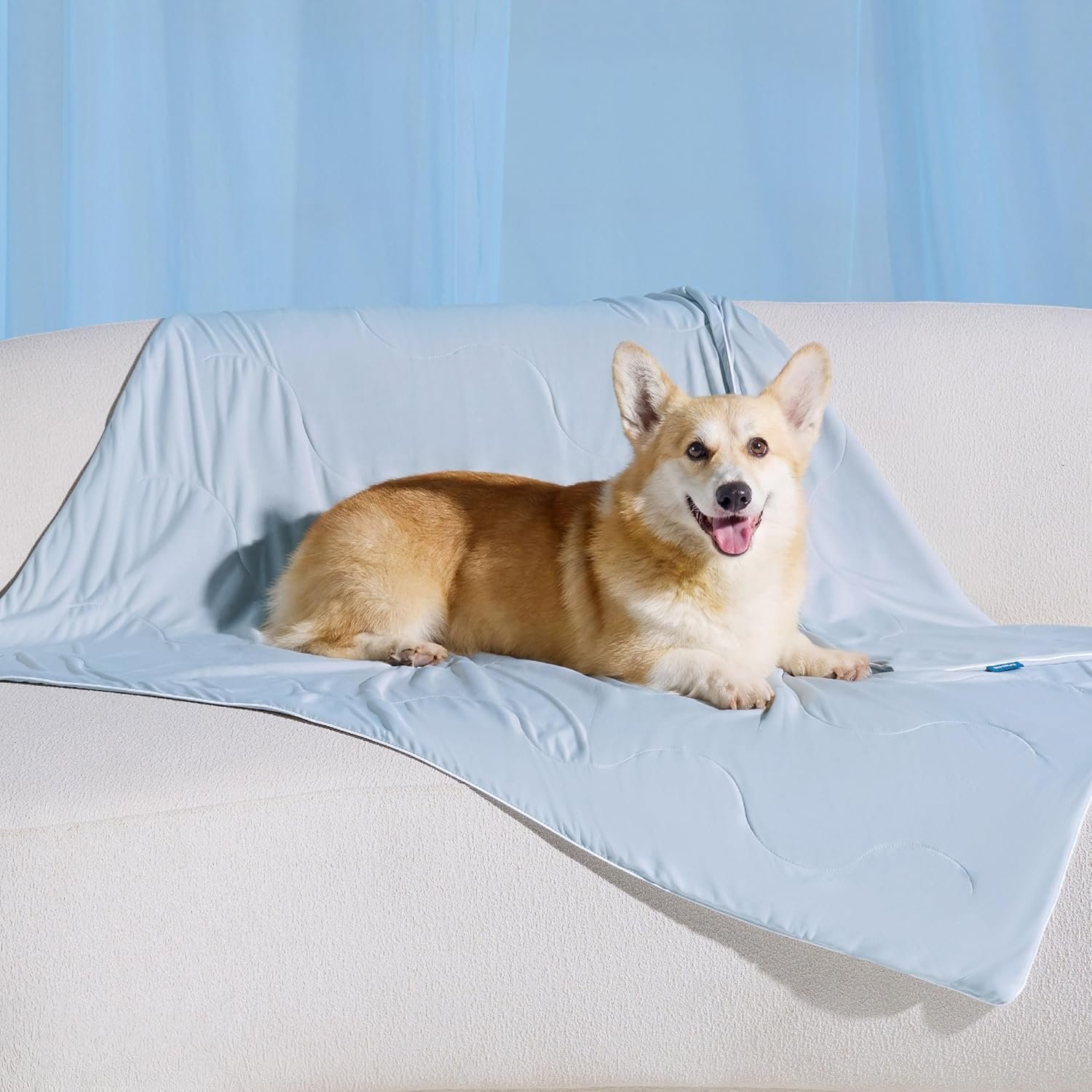 Bedsure Cooling Blanket for Large Dogs Breathable Throw Q-MAX>0.4,40×50